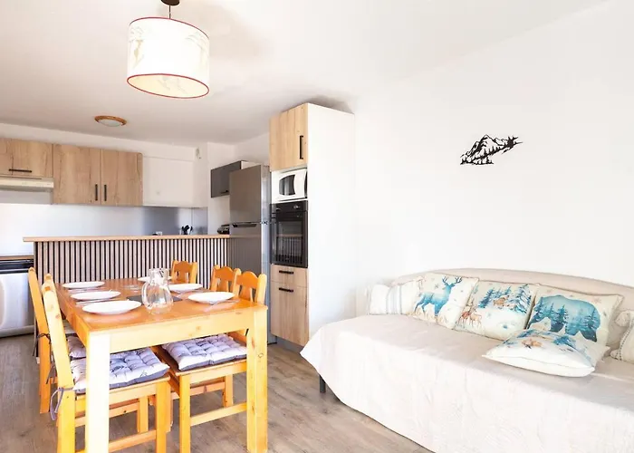 Spacieux 8 Pers, Peyragudes, Terrasse, Parking Gratuit, Avantages Location - Fr-1-695-44 Apartment *